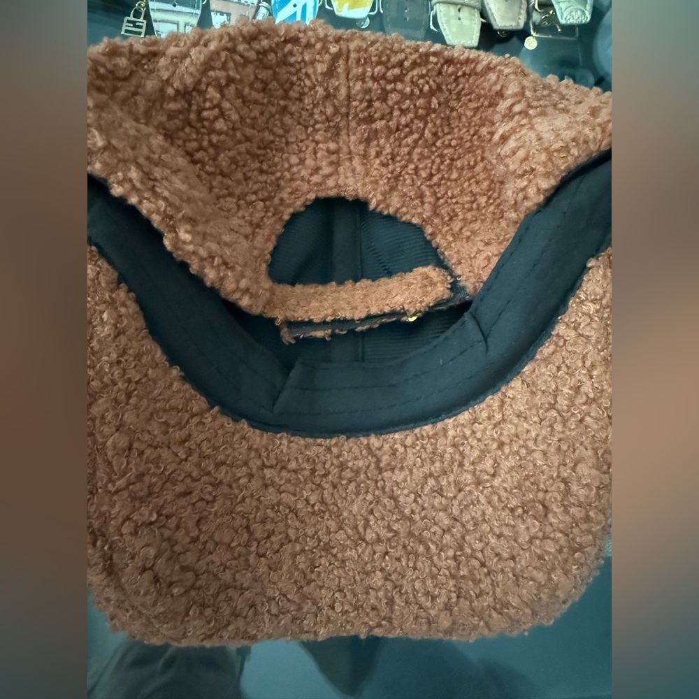 Brown Sherpa cap. With leather patch from @uth bag! Gold rivets! New! - Picture 3 of 3